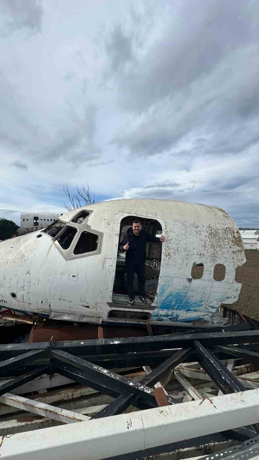 bursada hurdacidaki boeing 747 ucak gorenleri saskina ceviriyor 9 cQrPqwdQ
