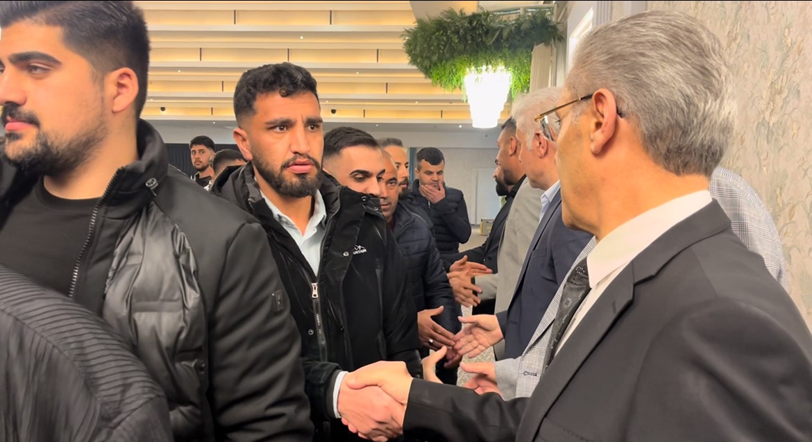 bursada husumetli aileler iftar sofrasinda baristi 3 qfkrPdHm