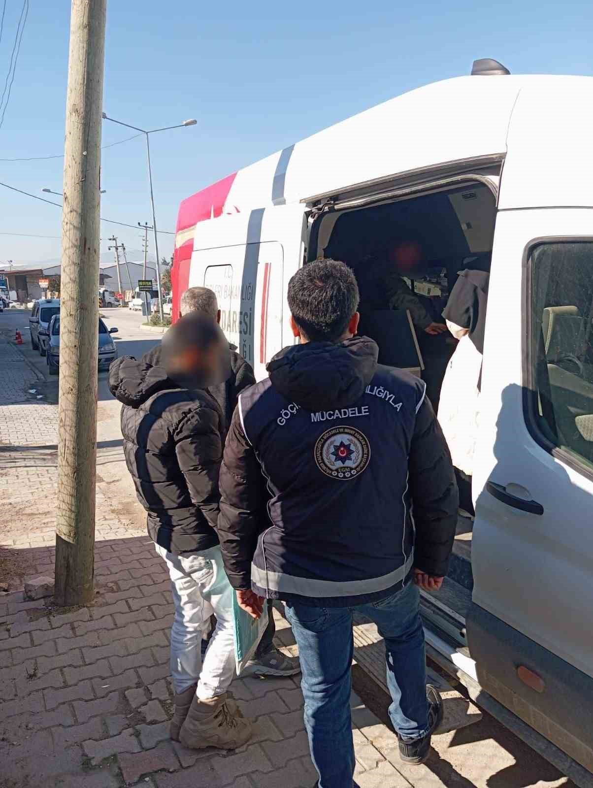 bursada huzur operasyonunda 4 bin 207 kisi sorgulandi 4 ETSkgwic