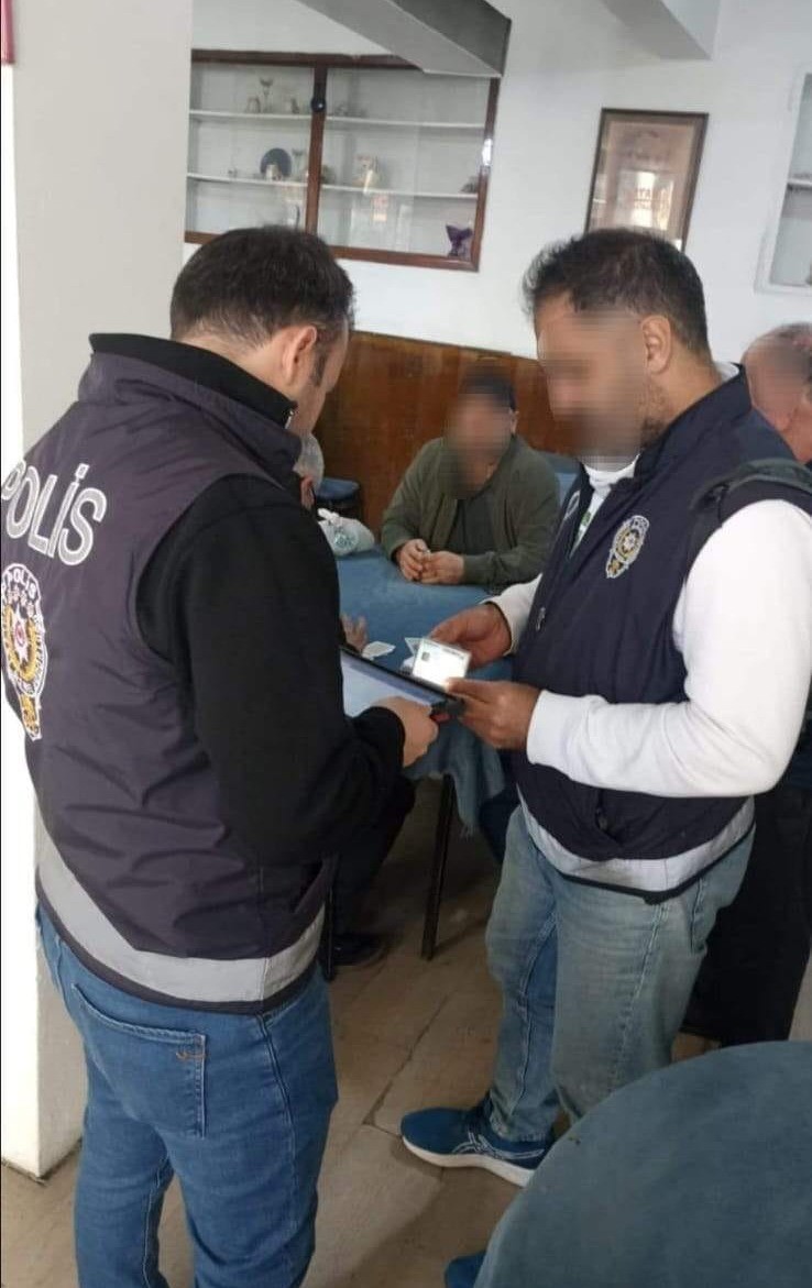 bursada huzur uygulamasi 4 bin 129 kisi sorgulandi 394 bin lira ceza kesildi 2 2ZWC5vtQ