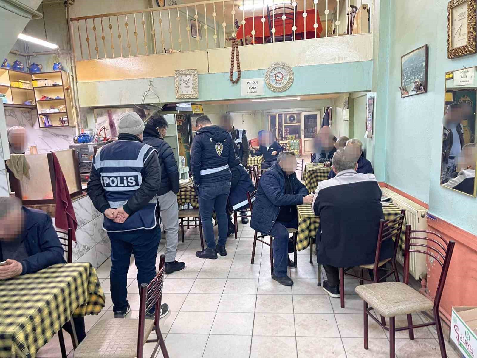 bursada huzur uygulamasi silah ve muhimmat ele gecirildi 1 GaDf6a48