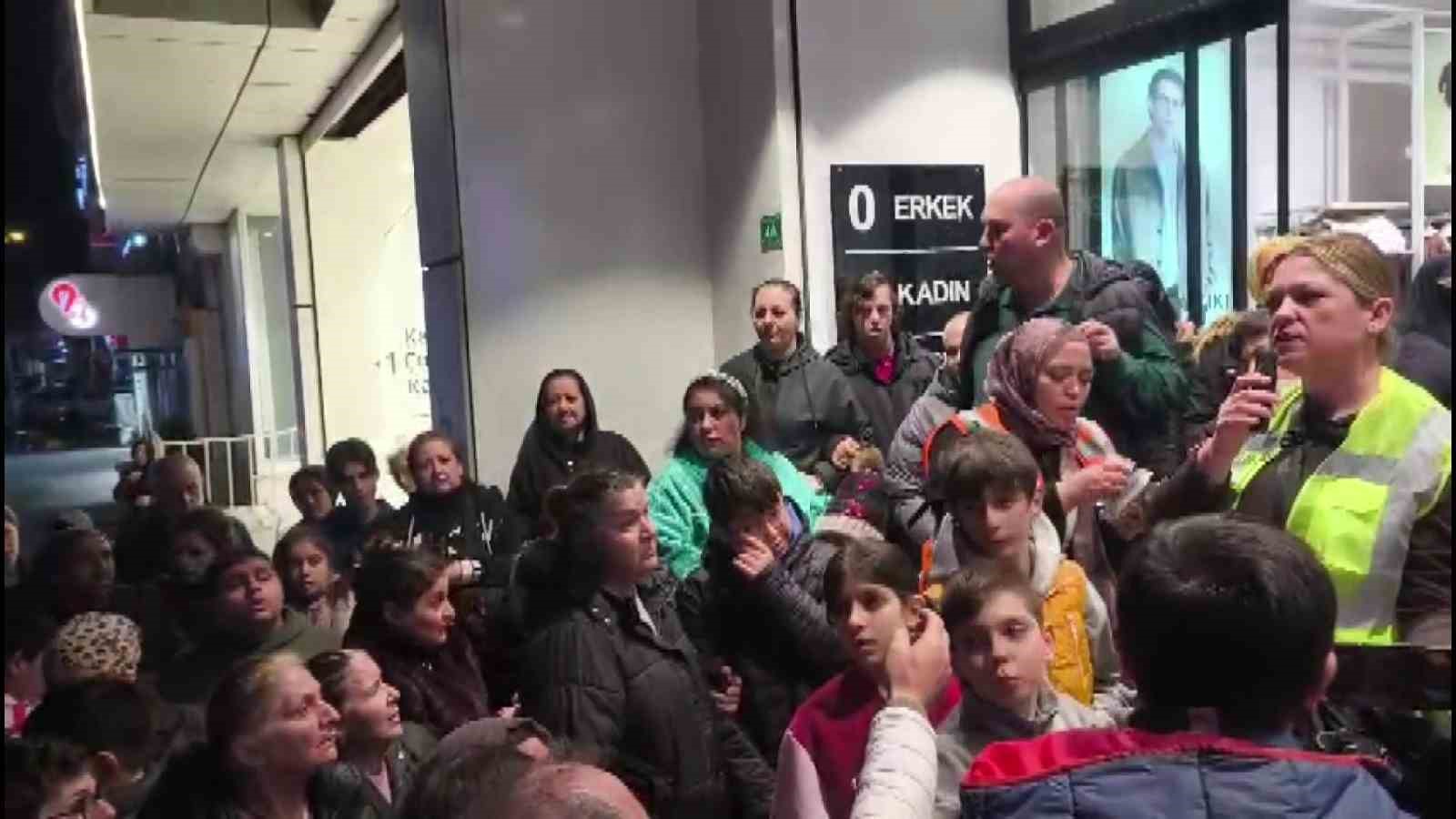 bursada ihtiyac sahibi 400 cocuga bayram sevinci 1 Wb5FMkTA