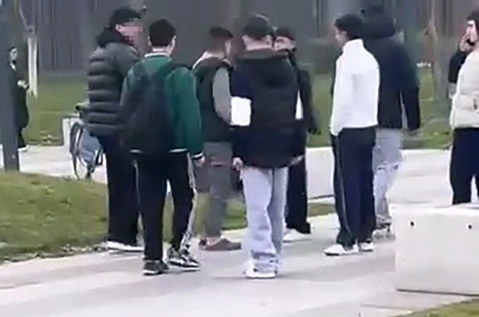Bursa’da iki grup arasındaki kavga kamerada 7 bursada iki grup arasindaki kavga kamerada 3 JcPhhwBS