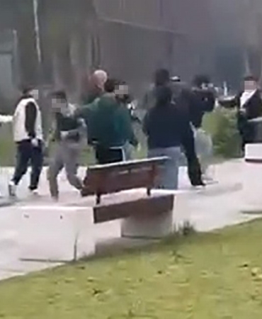 bursada-iki-grup-arasindaki-kavga-kamerada-gSeVNxz7.jpg