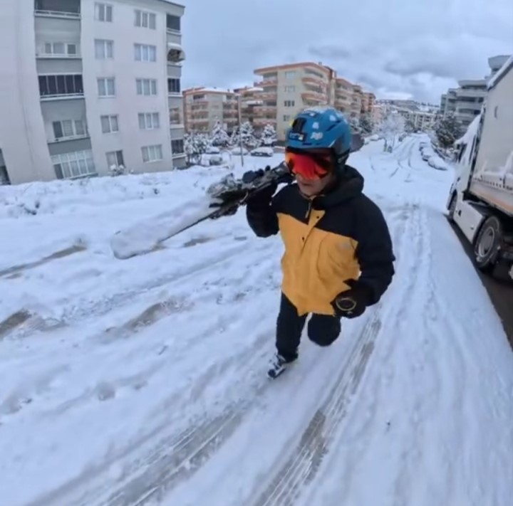 bursada ise kayakla gitti 1
