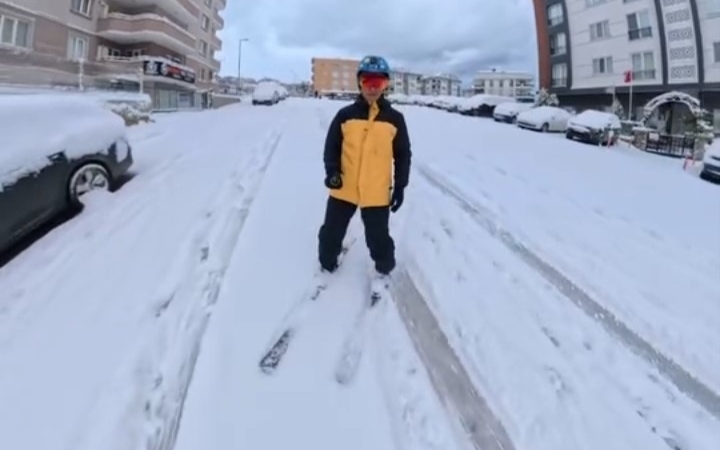 bursada-ise-kayakla-gitti-jJNNdWhp.jpg