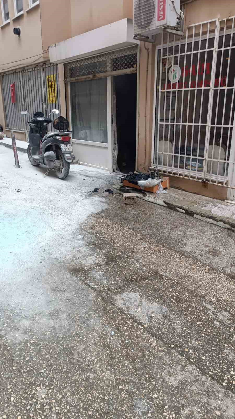 bursada jenerator yangini korkuttu 5 JYOiGzv3