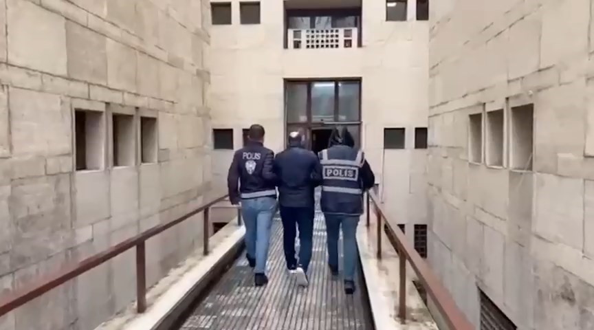 bursada kacak silah atolyesine operasyon 1 GwjsGcNy