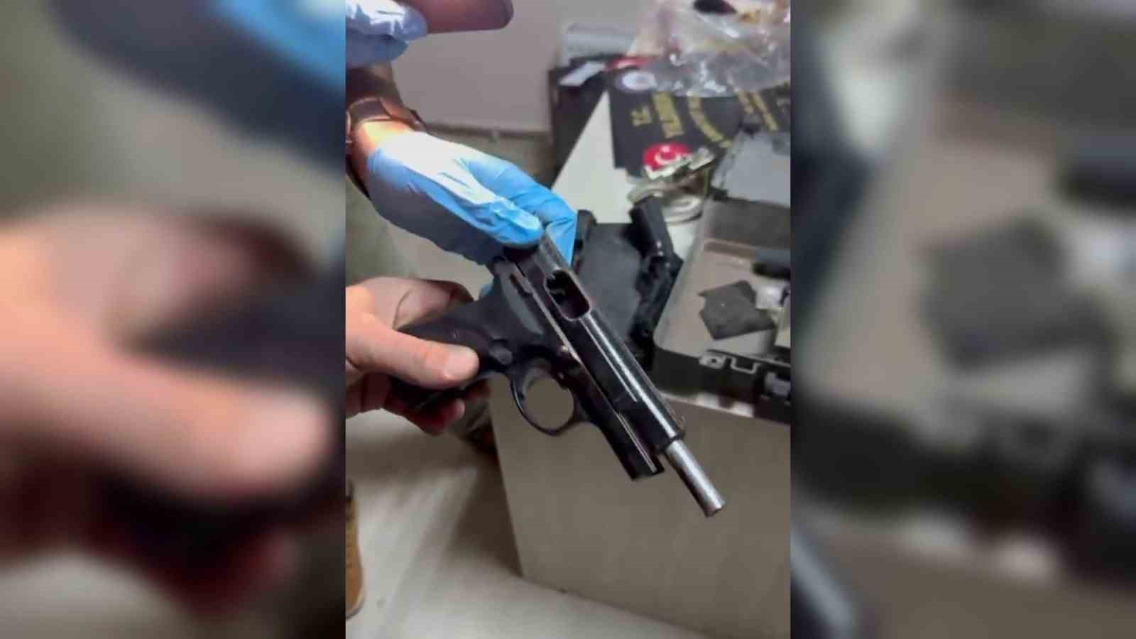 bursada kacak silah atolyesine yildirim operasyonu cok sayida silah ele gecirildi 4 NJEgchwE
