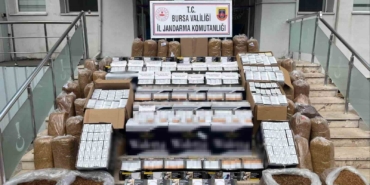 bursada-kacak-tutun-operasyonu-205-bin-adet-makaron-ele-gecirildi-QnOOqqGP.jpg