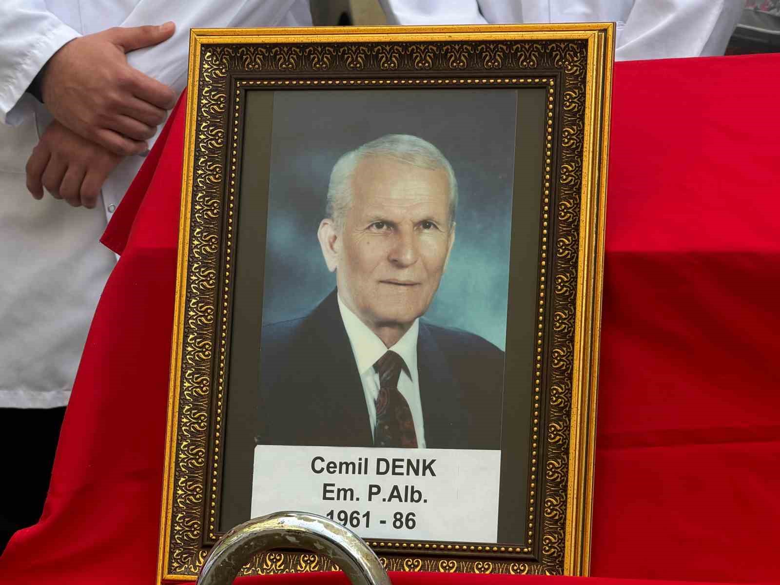 bursada kadavraya vefa toreni 6 yil tip egitimine katki sagladi ailesine teslim edildi 1 UmElNE1D