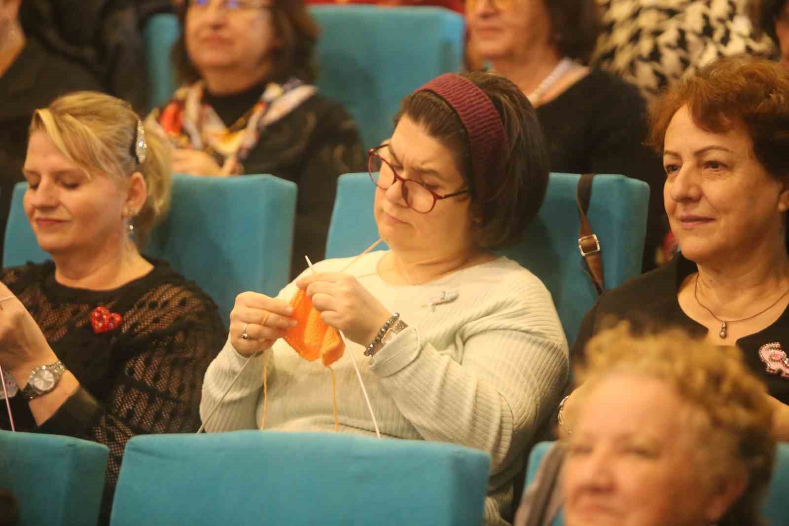 bursada kadinlardan huzurevine ilmek ilmek sevgi 5 XEB1VBND