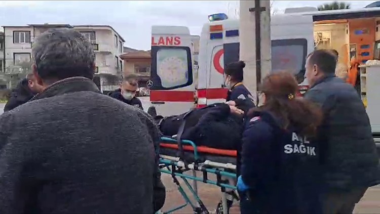 bursada karsi seride gecen tir otomobille kafa kafaya carpisti 2 cMJeFdGb