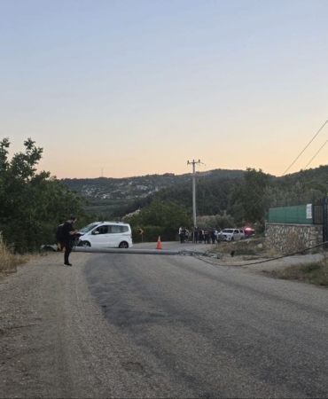 bursada-kazayi-gorup-yardima-kosan-genc-akima-kapilarak-hayatini-kaybetti-nfAjRttk.jpg