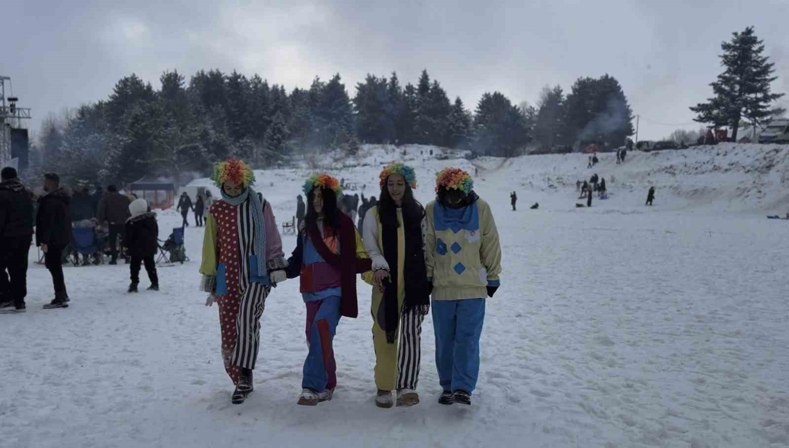 bursada kis festivaline yogun katilim trafigi felc etti 3 eLEc2YtC