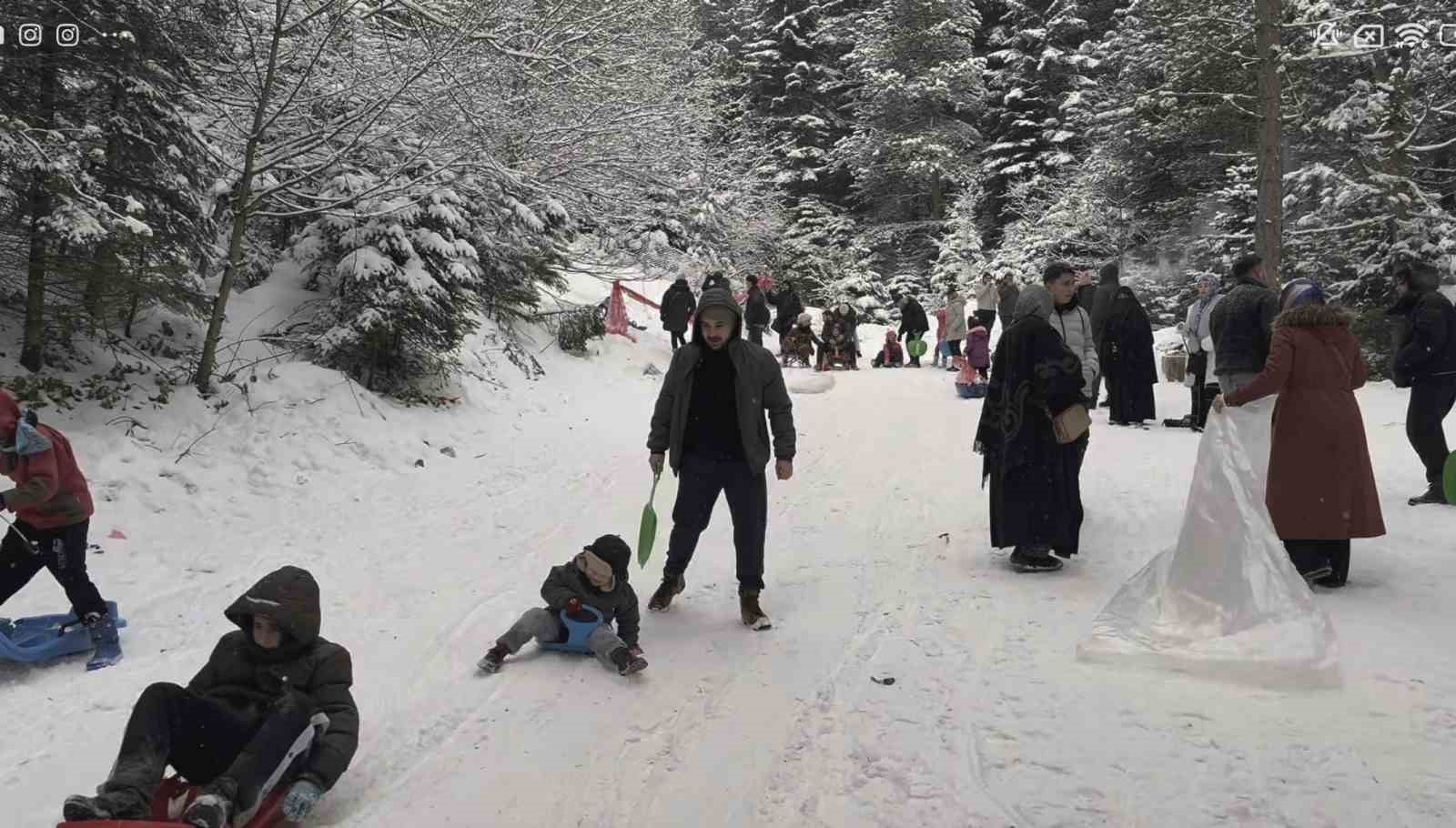 bursada kis festivaline yogun katilim trafigi felc etti 5