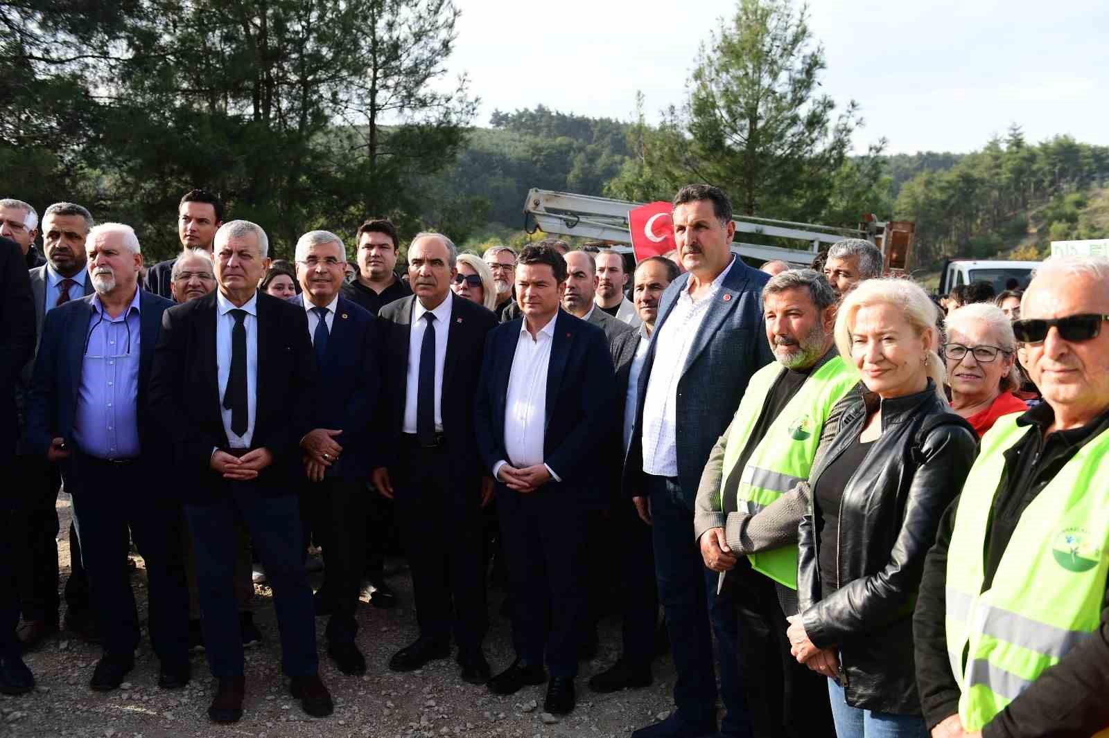 bursada kitaplardan yeserecek ormana ilk tohumlar birakildi 2 Zmlgma5X