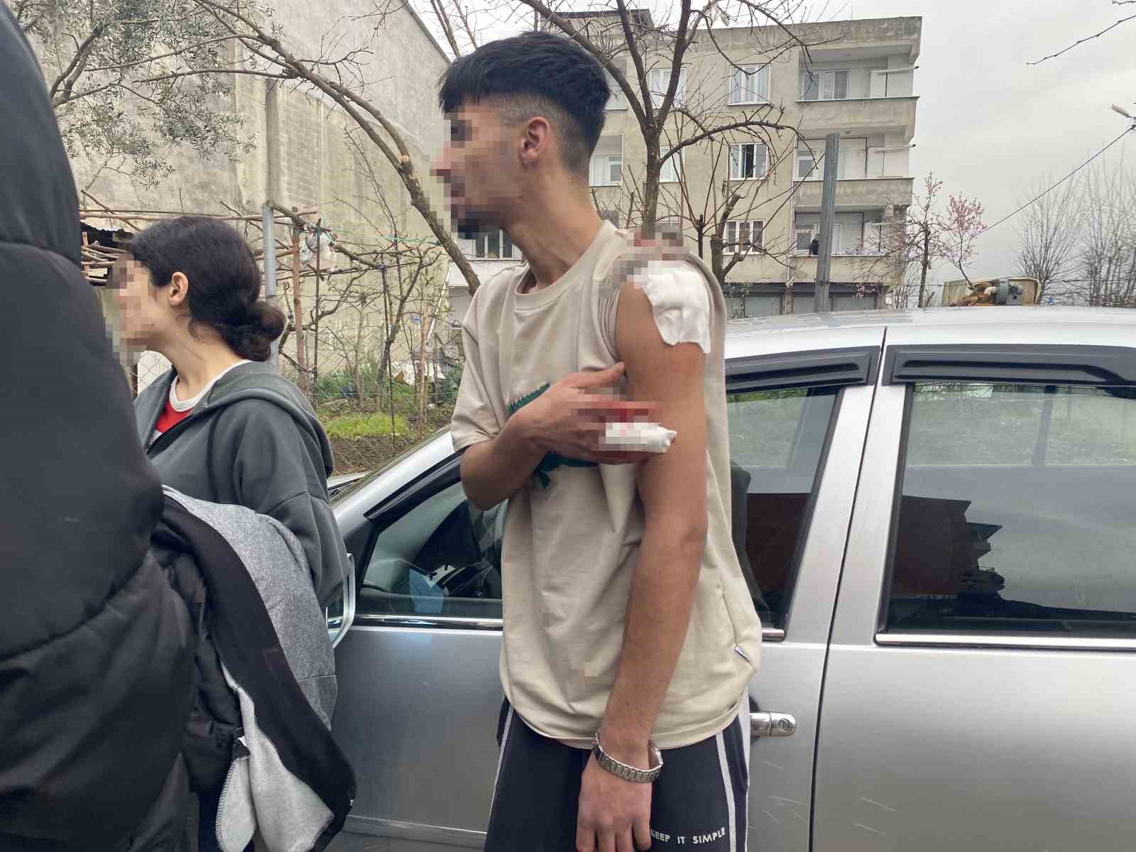 bursada kiz meselesi kavgasi kanli bitti 1 yarali 0 fX24w2aE