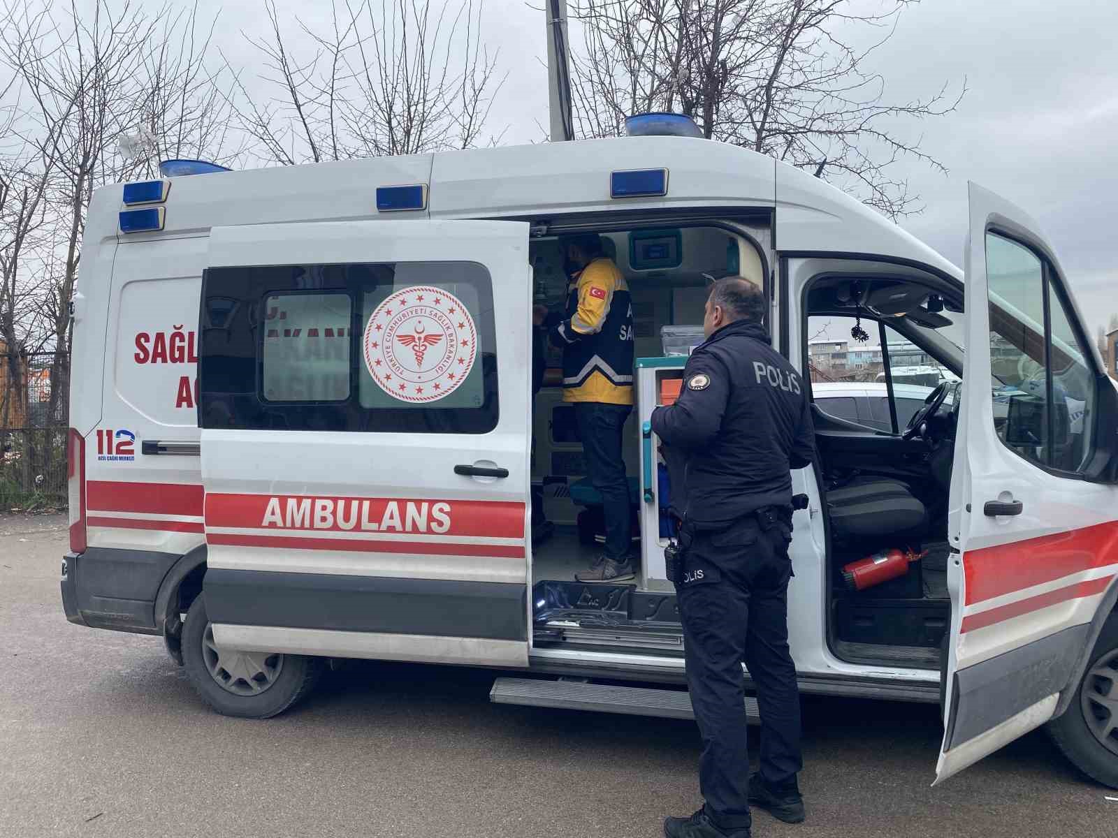 bursada kiz meselesi kavgasi kanli bitti 1 yarali 3 jytfnNdl