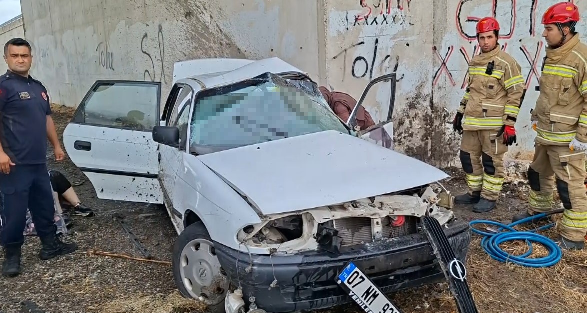 bursada koprulu kavsakta feci kaza 3 olu 2 agir yarali 4 OOUdIJpB