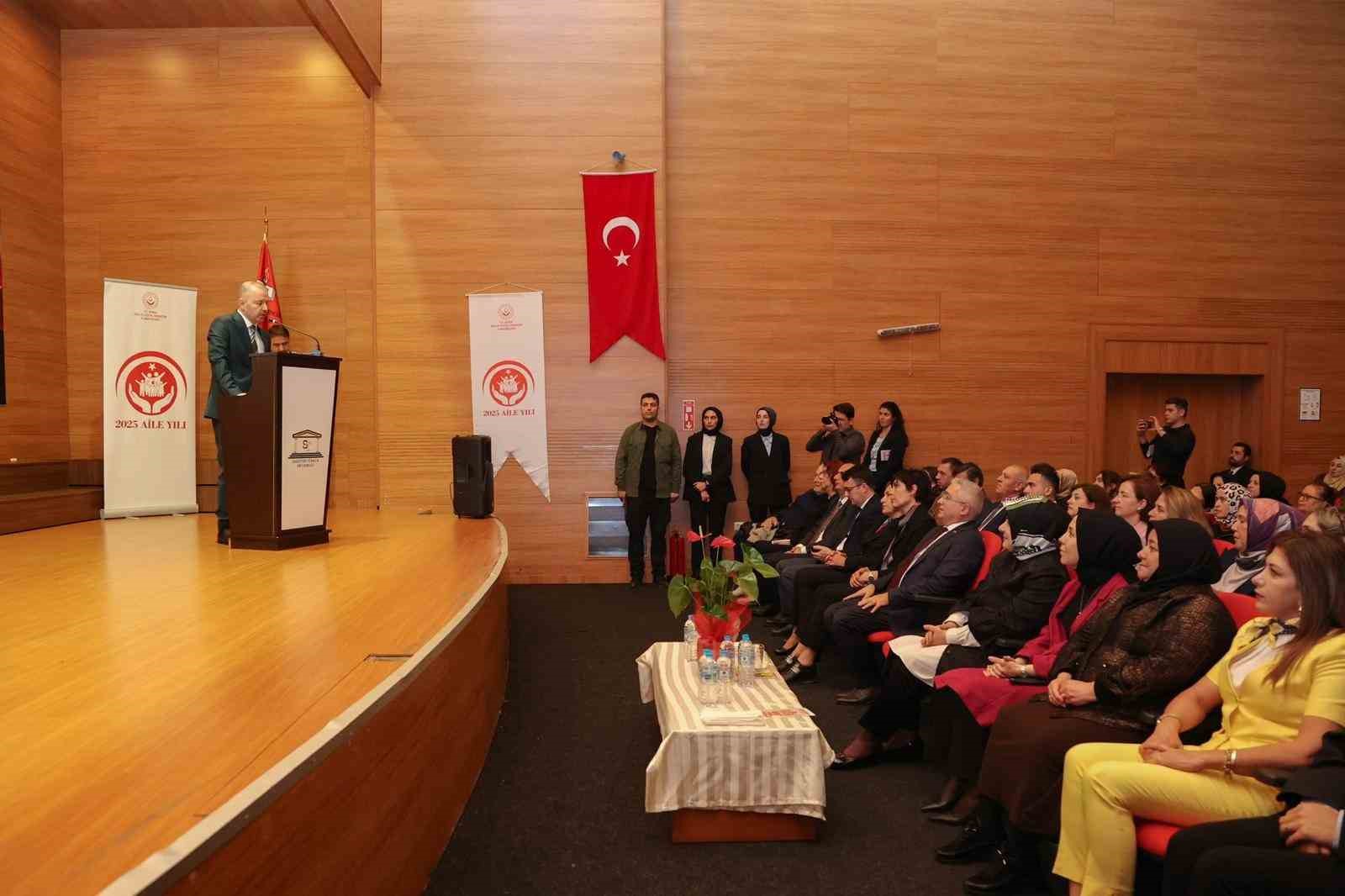 bursada koruyucu aile guclendirme toplantisi niluferde gerceklestirildi 1 l3dWX1iU