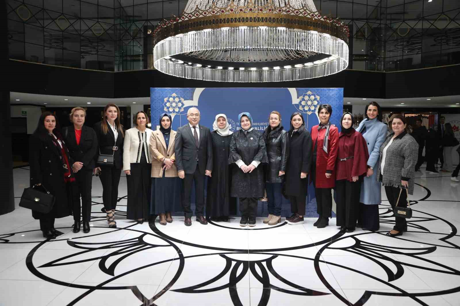bursada koruyucu aileler iftar sofrasinda bulustu 3 5NButDZQ