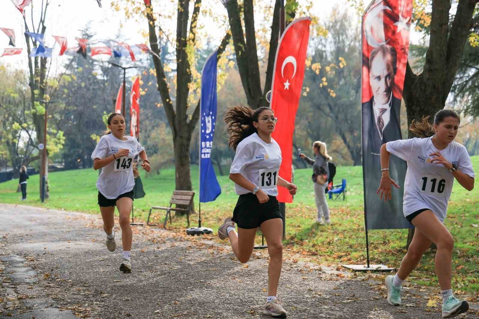 bursada kros yarisi nefes kesti 2 gjYHz8gI