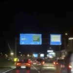 bursada-luks-otomobil-kazaya-karisti-surucu-kacti-RqVEy8kK.jpg