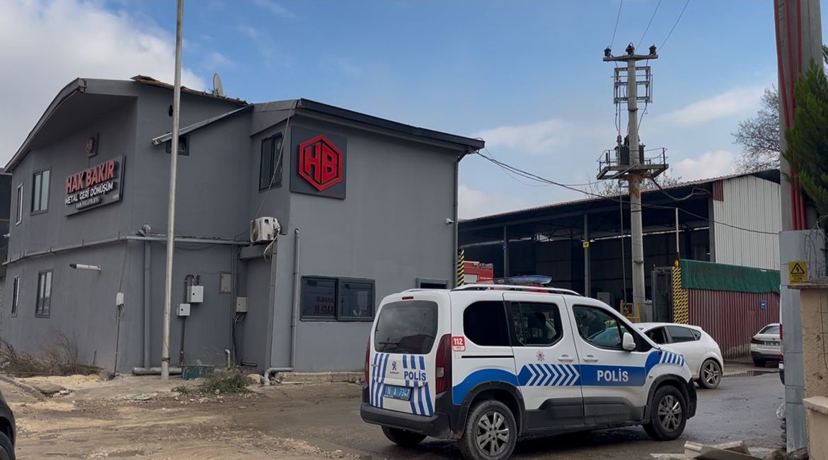 bursada metal geri donusum fabrikasinda yangin panigi 3