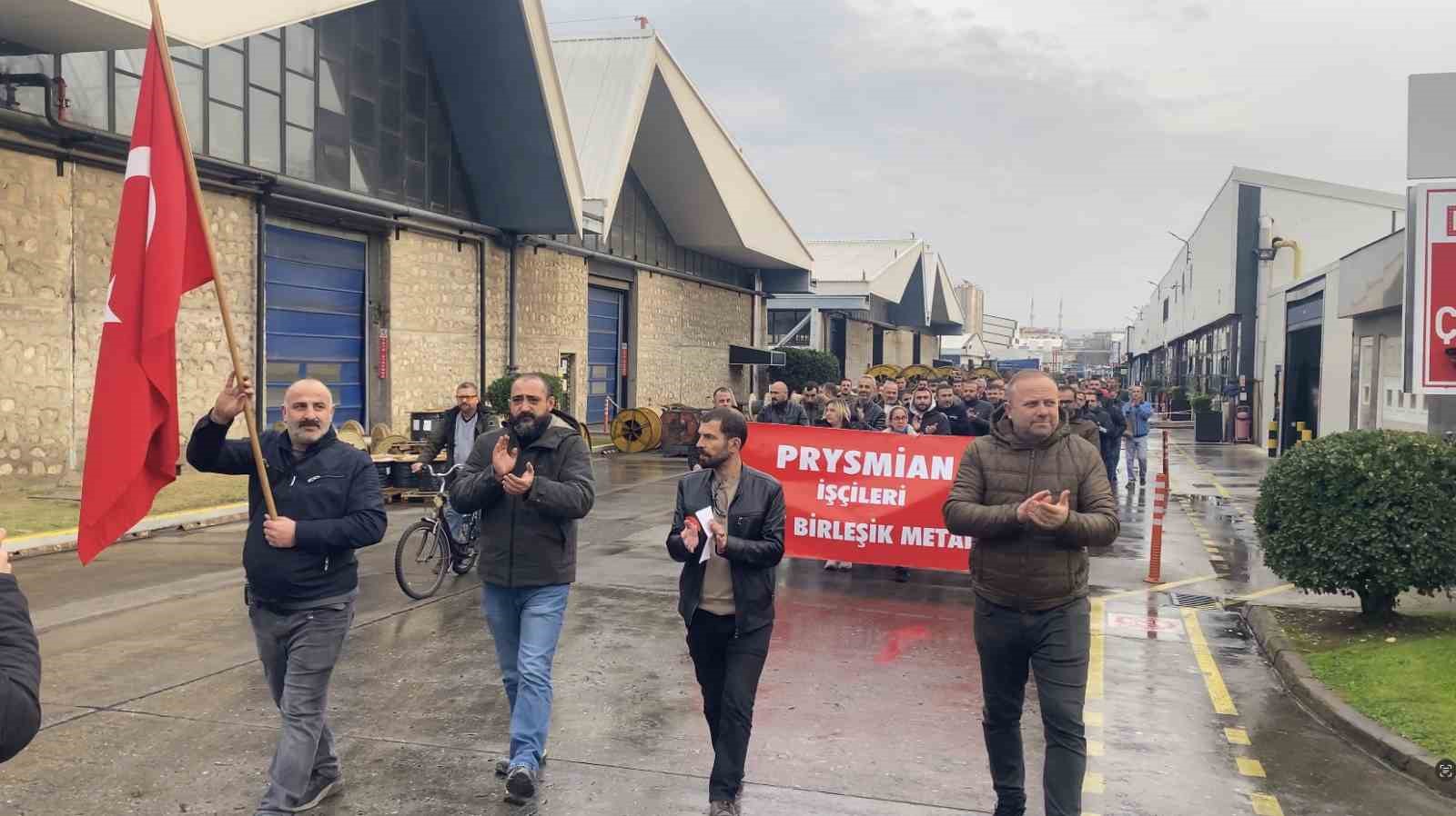 bursada metal iscileri ayaga kalkti prysmianda eylem basladi 2 PI2HOE4Q
