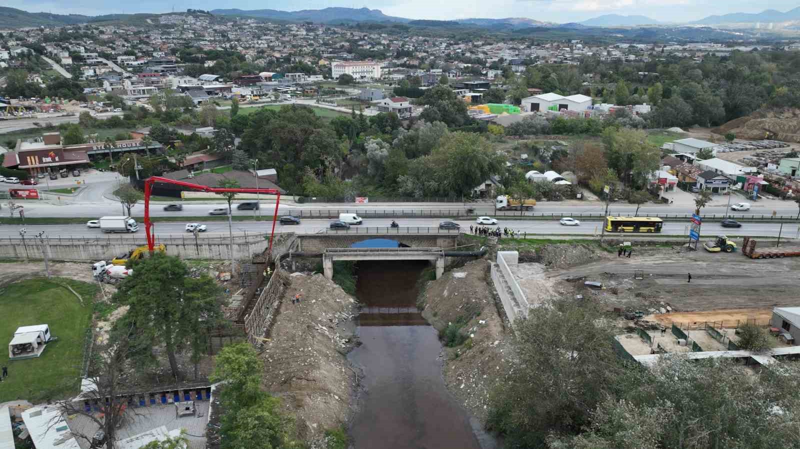 bursada metrobus icin geri sayim basladi 5 IQ8COJyy