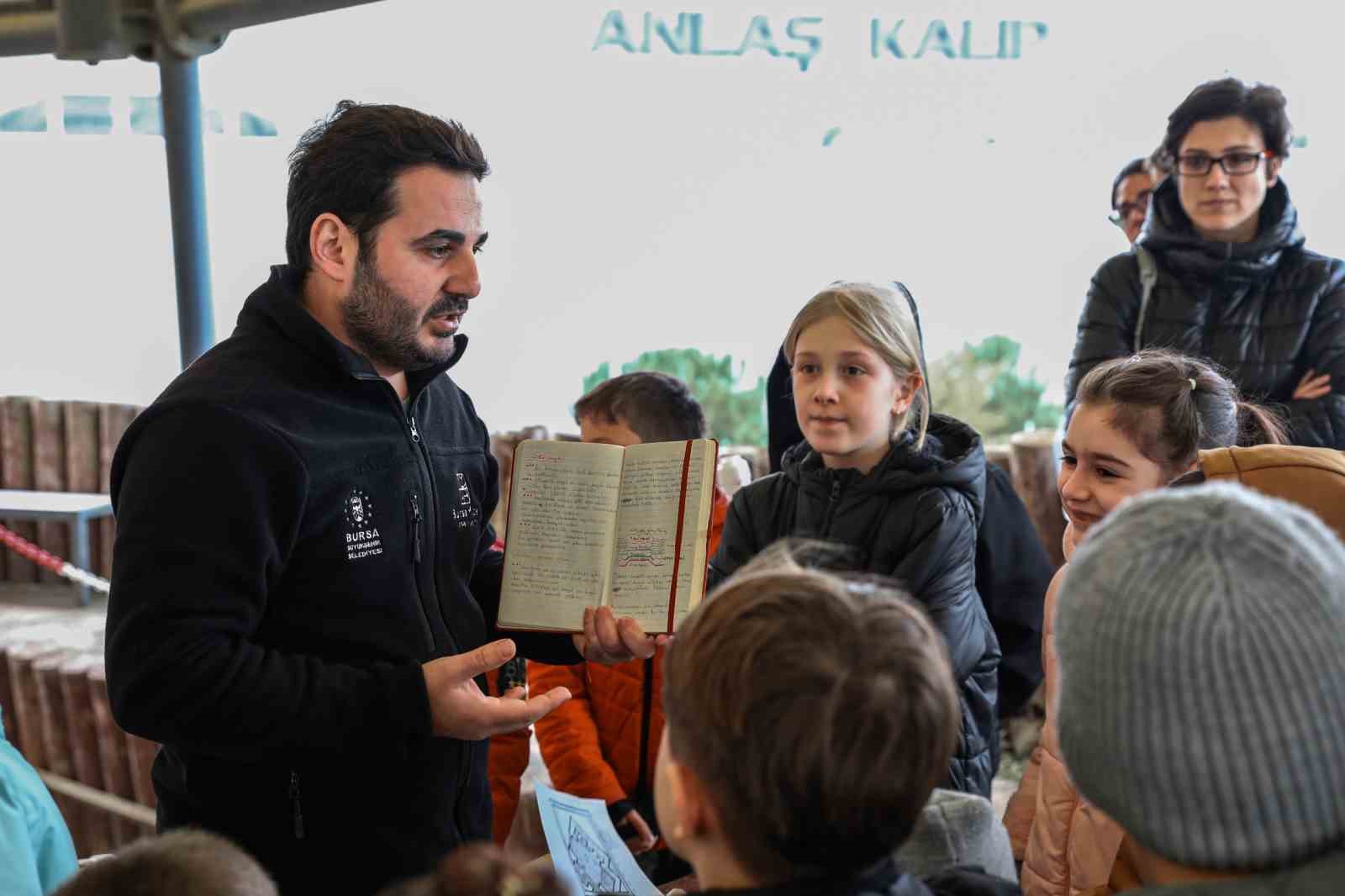 bursada minikler arkeolojiyi eglenerek ogrendiler 2