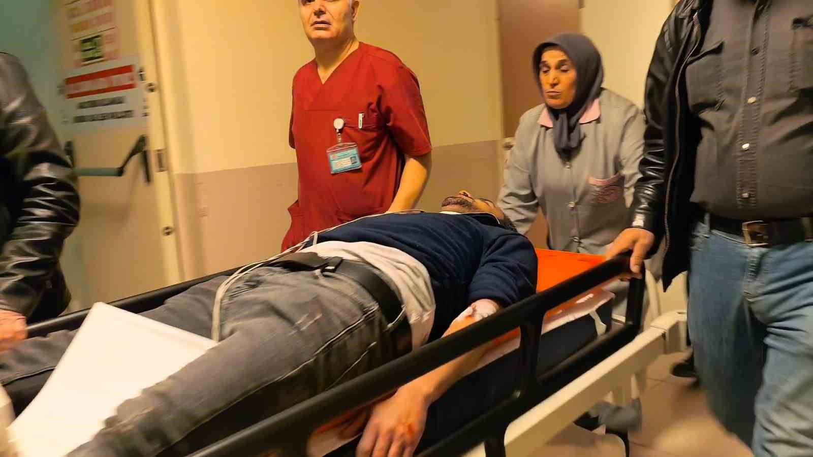 bursada motosiklet cukura duserek devrildi 1i agir 2 yarali 5 ey74hkJa