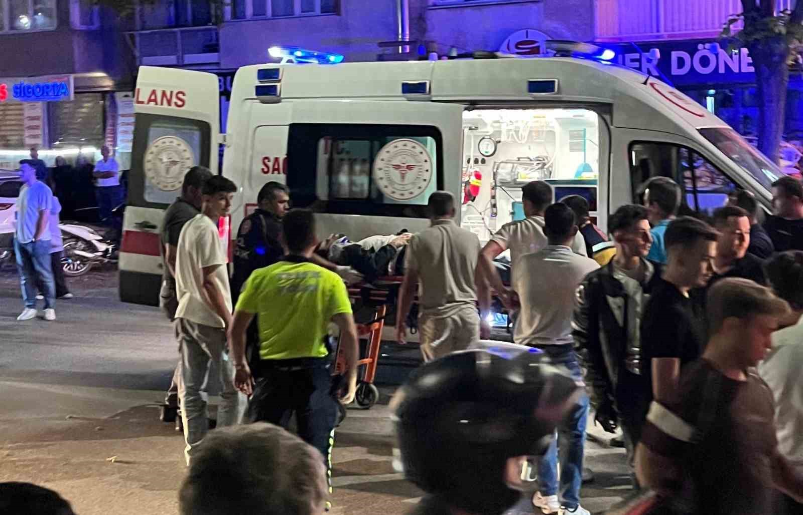 Bursa’da motosiklet ile otomobil çarpıştı: 1 yaralı 5 bursada motosiklet ile otomobil carpisti 1 yarali 1
