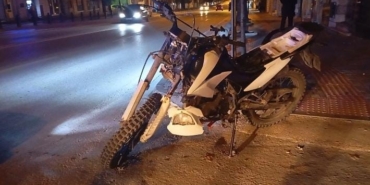 bursada-motosiklet-kazasi-1-yarali-64nd1fgS.jpg
