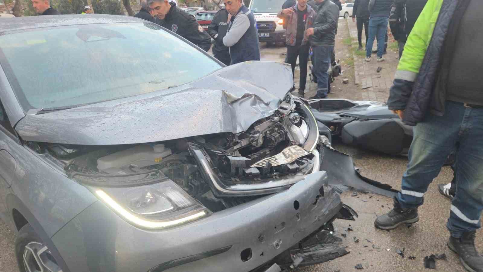 bursada motosiklet kazasi 2 yarali 3 FKOFtjh8