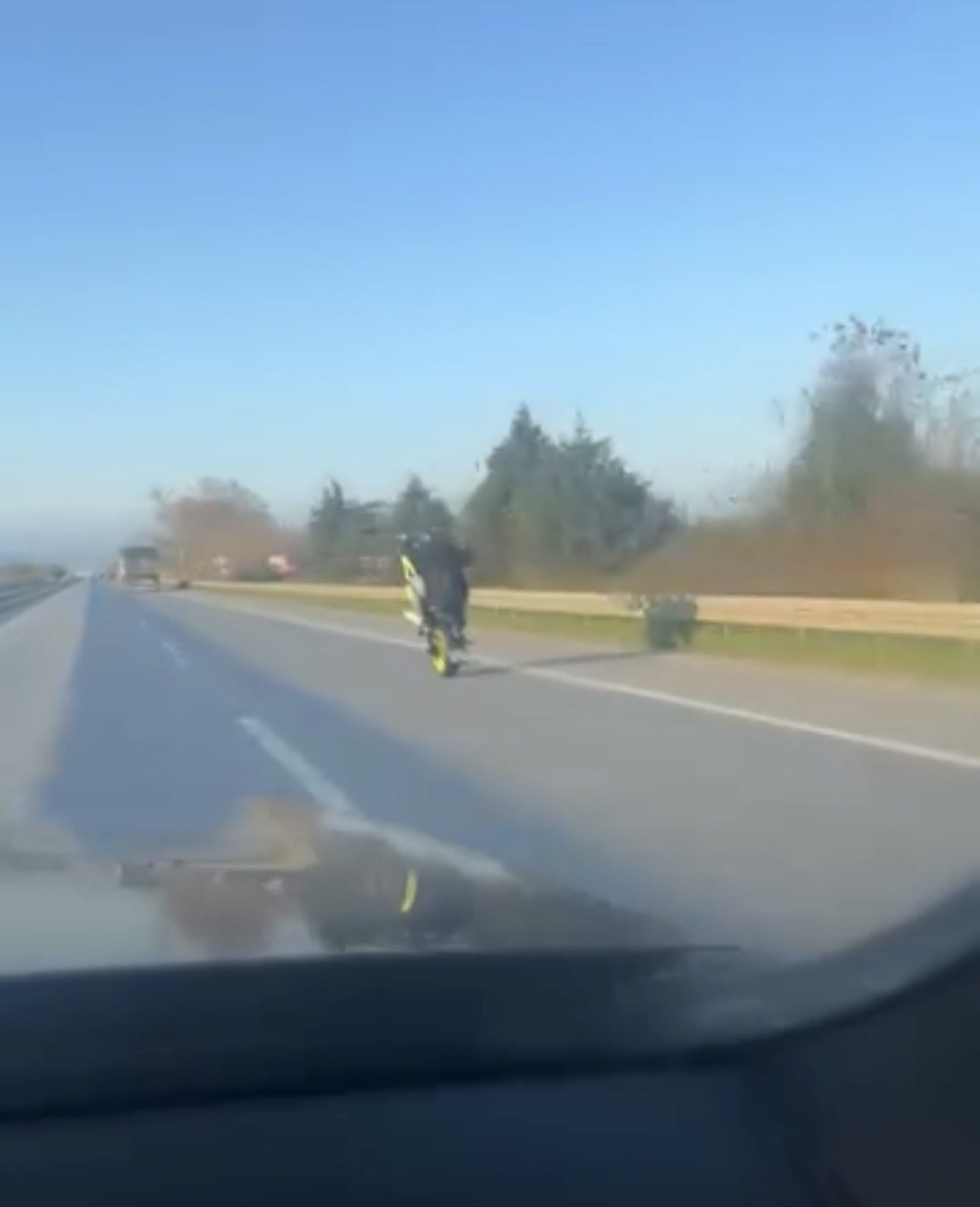 bursada motosiklet suruculerinin tehlikeli yolculugu kamerada 1