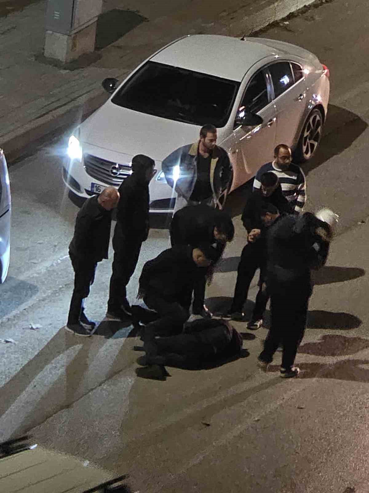 bursada motosiklet surucusu 3 araca carpip yaralandi 1 PjkY6BHL