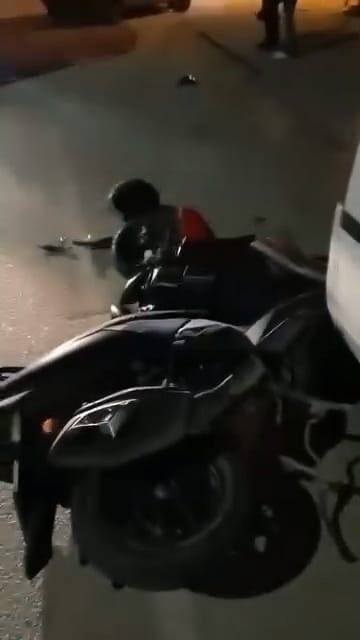 bursada motosiklet surucusu 3 araca carpip yaralandi 4 rQDhSXhn