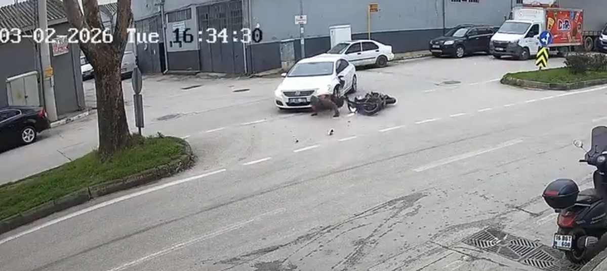 bursada motosiklet surucusu olumden boyle dondu 4 PnprjLjL