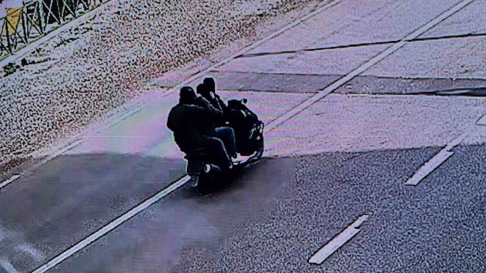 bursada motosikletli maskeli hirsizlar 68 saatlik kamera incelemesiyle yakalandi 1 lSfQkIHE