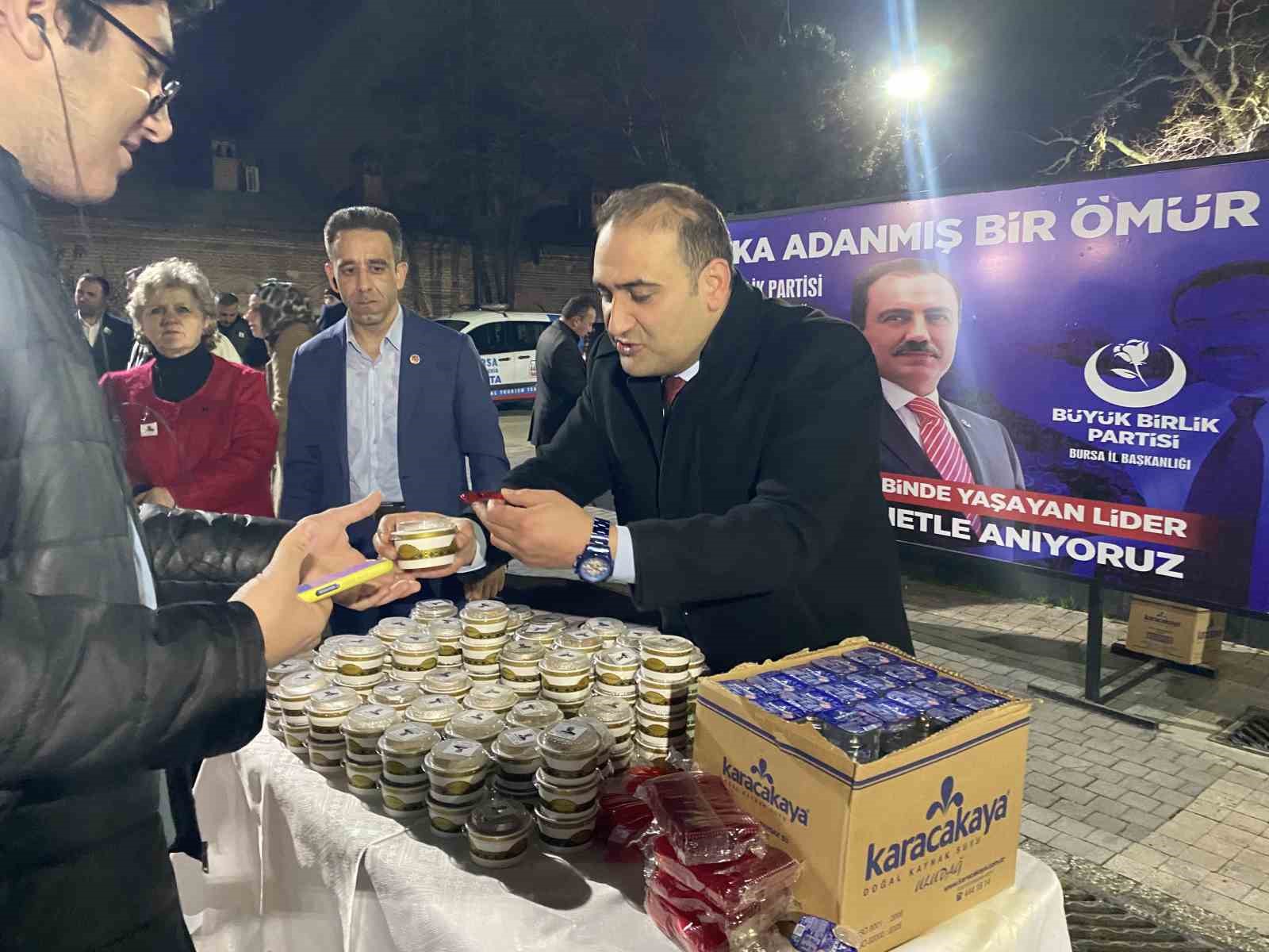 bursada muhsin yazicioglu icin ulucamide mevlid okutuldu helva ikram edildi 1 WO9VlV3R