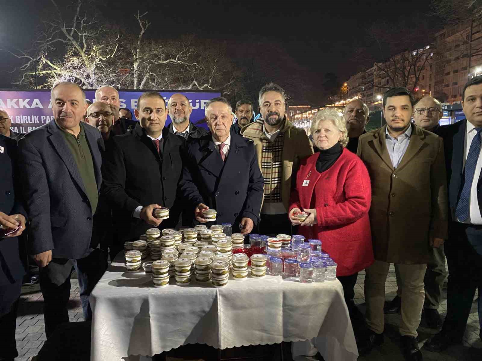 bursada muhsin yazicioglu icin ulucamide mevlid okutuldu helva ikram edildi 2 g4Tcj9At
