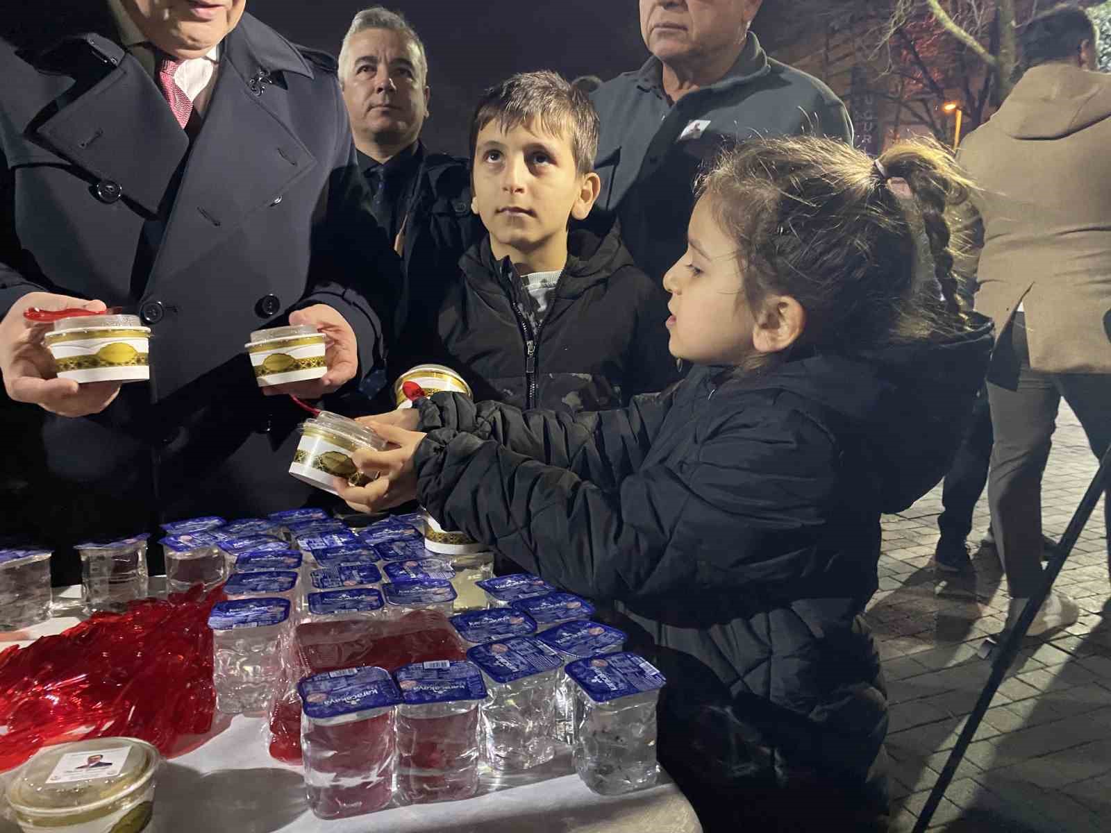 bursada muhsin yazicioglu icin ulucamide mevlid okutuldu helva ikram edildi 3 c3PAifID