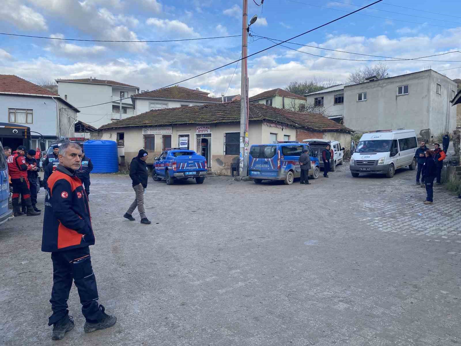 bursada mustafa abiden 576 saattir haber yok arama calismalari suruyor 2 7zMaBecc