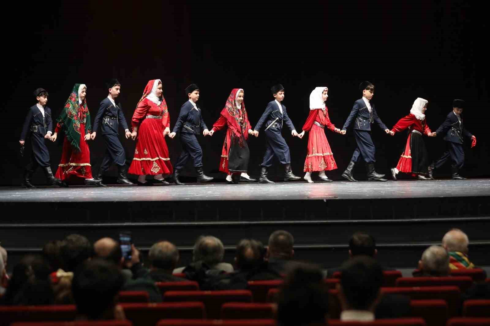 bursada nevruz coskusu 2 9HZeQqUC