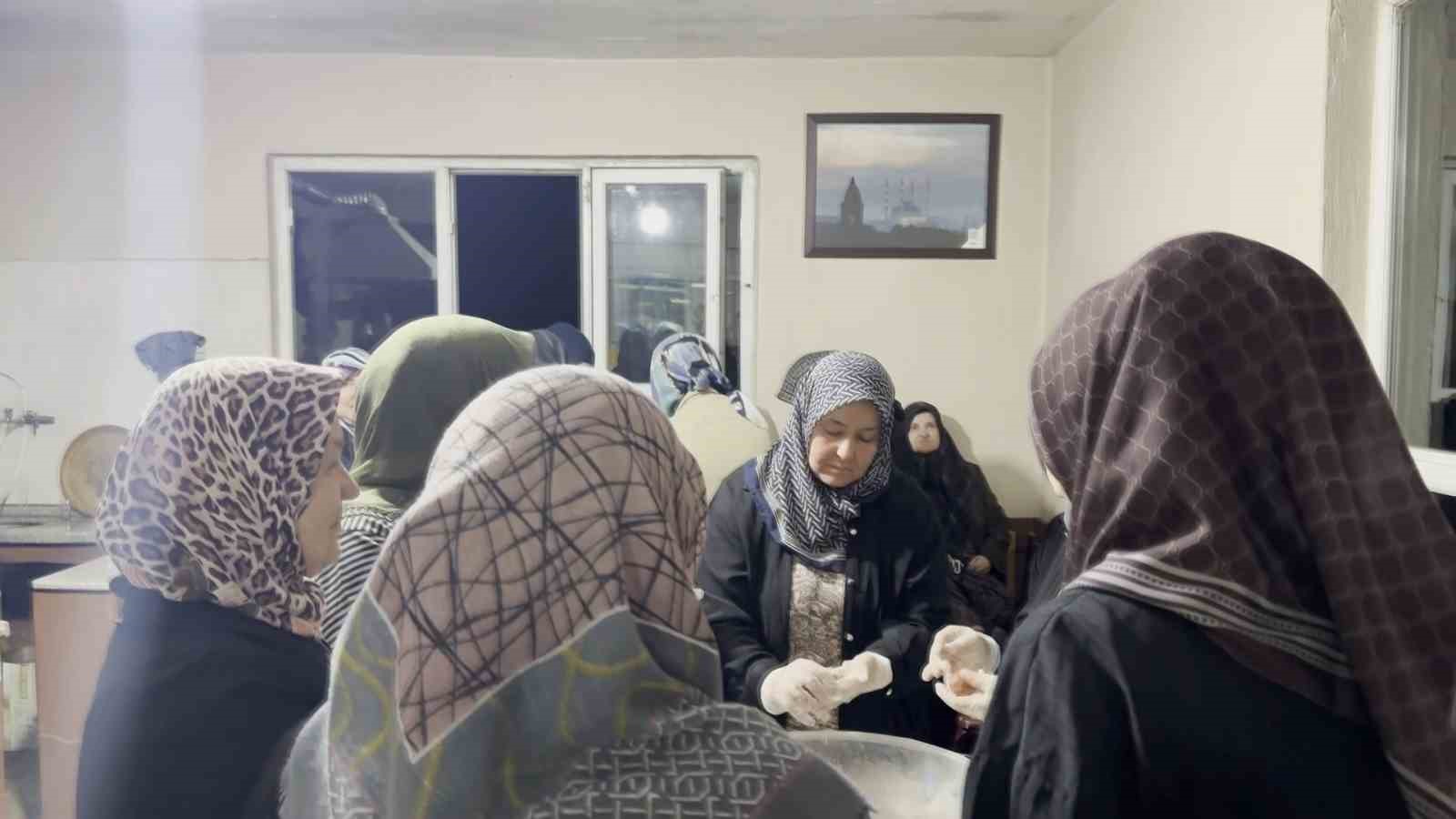 bursada o koyde imece usulu suruyor 2 O5IwaU5q