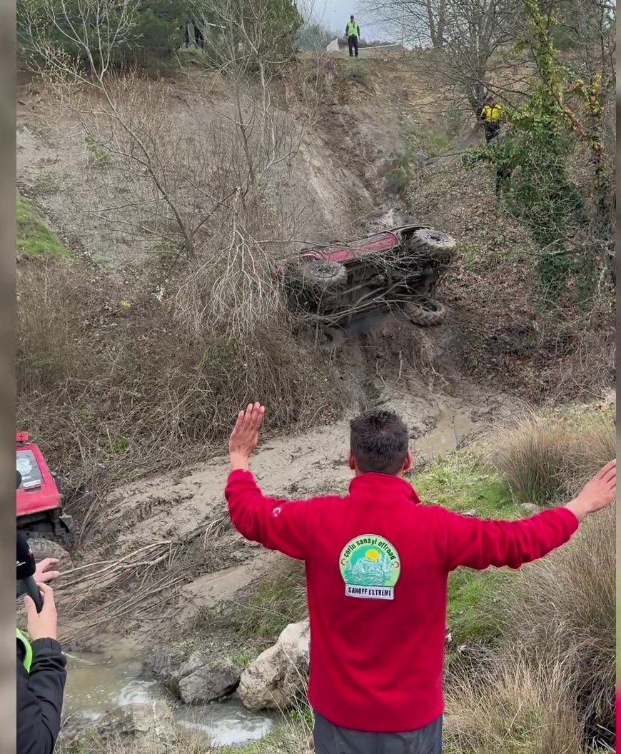 bursada off road yarisinda takla attinefes kesen anlar kamerada 3 didCaRrg