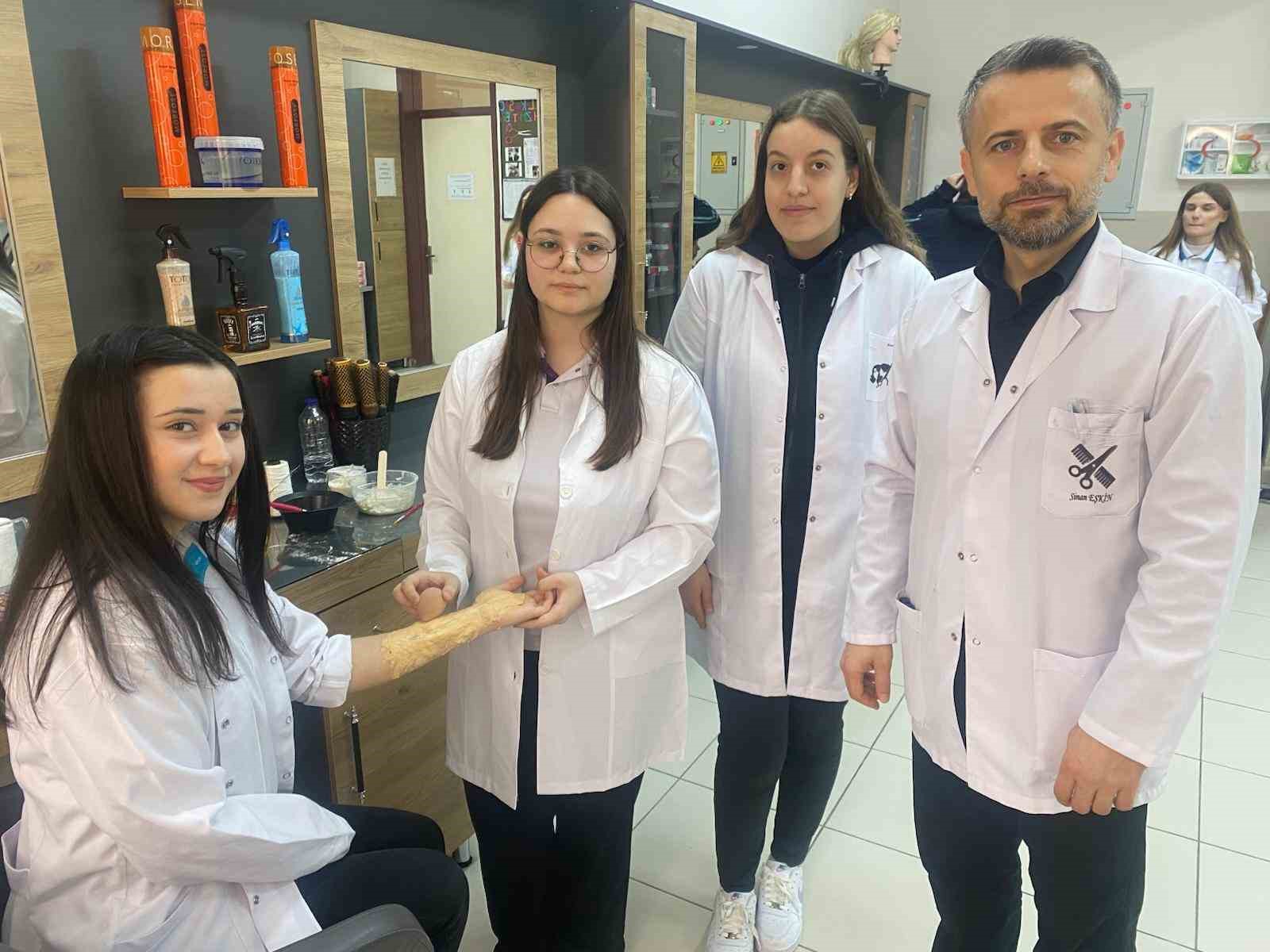 bursada ogrencilerden gercegi aratmayan ozel efekt makyajlari 2 j7wXVtha