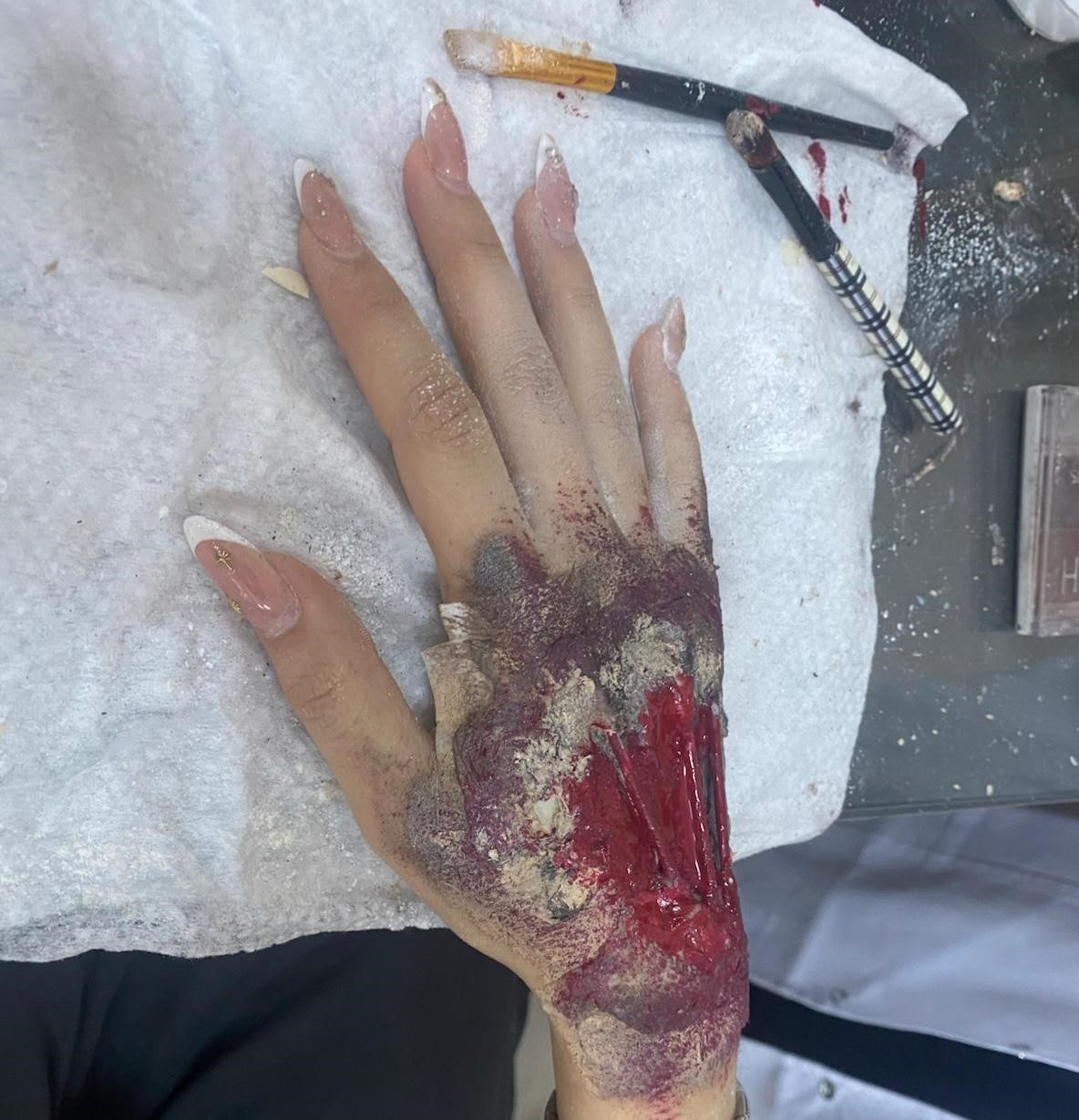 bursada ogrencilerden gercegi aratmayan ozel efekt makyajlari 4 vDFmi4ss